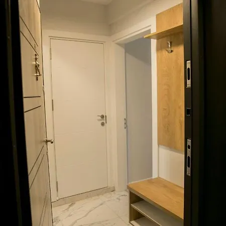 Flora Apartment, Free Parking, Self Chek-in * Varna
